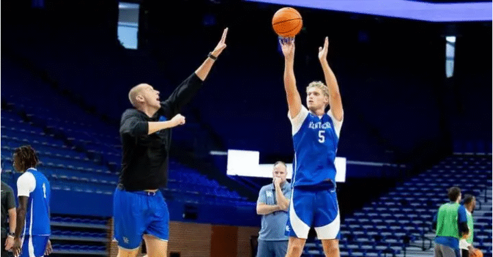 “Mark Pope Shares Eye-Catching Collin Chandler Practice Clips Every Kentucky Fan Will Want to Watch”