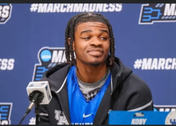 Dickie V Hands Otega Oweh a Shocking Preseason Honor — and Big Blue Nation Is Buzzing!