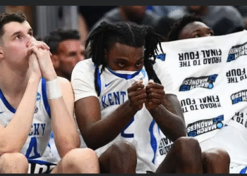 “Kentucky Fans in Chaos After Consecutive Scrimmage Collapses”