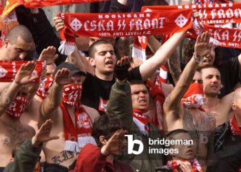 Сблъсък на фенове на ЦСКА и Рома преди мача от Лига Европа в София – Новините …