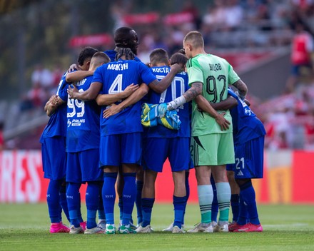 Левски София наказан с отнемане на права за излъчване на мач след отказ да пусне играч в националния отбор