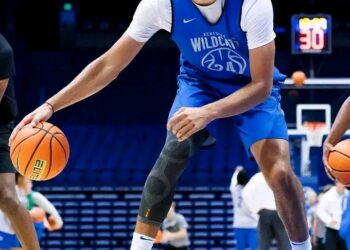 INSANE MOMENT! Kentucky Practice Clip Goes Viral — Fans Left Speechless After What This Team Just Pulled Off! “We Might Be Witnessing Something Special!”