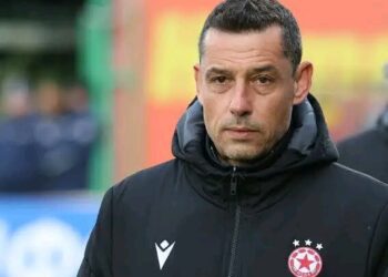 В ЦСКА София е в ход значително сътресение, тъй като старши треньорът Александър Томаш е посочил трима основни играчи, които повече няма да участват в остатъка от кампанията в лигата