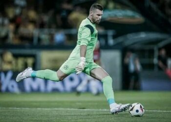 Българският футбол е смаян! Левски разкрива невиждан вратарски феномен, който оставя нацията безмълвна и разтърсва първенството!