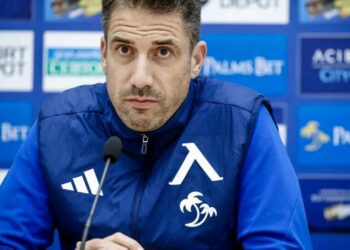 ЛЕВСКИ СОФИЯ СИ ОСИГУРЯВА ТАЛАНТИРАНО КРИЛО: Левски София 🔵 ⚪ обявява трансфер, след като Локомотив София постига сделка за 15 милиона паунда 🤝 Прочетете още: