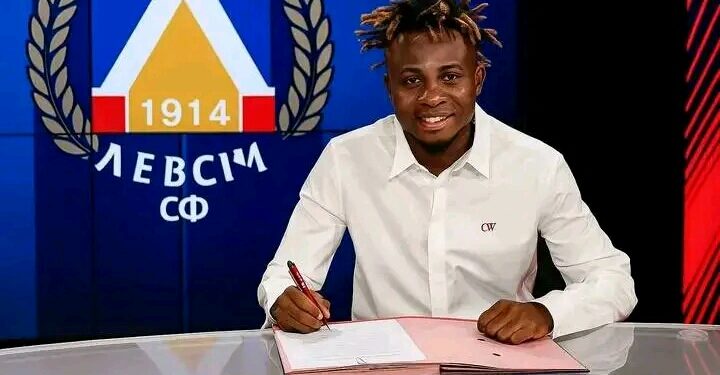 Току-що: Левски София привлече нигерийския крило Самюел Чуквуезе