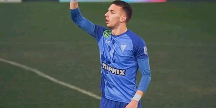 КОНТУЗИЯ ПРИНУЖДАВА СЕРАФИМОВ ДА НАПУСНЕ НАЦИОНАЛНИЯ ОТБОР — Никола Серафимов СЕ ЗАВРЪЩА В СОФИЯ ЗАРАДИ ТРАВМА.  ПРОЧЕТЕТЕ ОЩЕ: