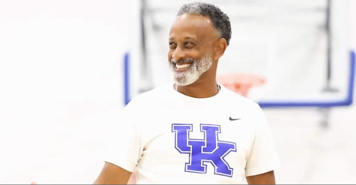 “Shock Alert: Kenny Brooks’ Team Sneaks Into NCAA Tournament Predictions —