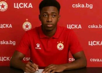 Българският гранд ЦСКА София подсили състава си с привличането на обещаващия френски футболист Оливие Луи от РК Ланс.