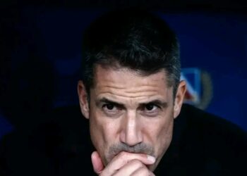 Тайна, която шокира света!! Хулио Веласкес разкри невероятен дар, който променя живота на хиляди деца  Подробности: