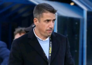 ШОКИРАЩ ХАМБИТ В ШАМПИОНСКА ЛИГА: Треньорът на Левски София Веласкес ИЗХВЪРЛИ Топ-Голмайсторите Петков, Сангаре и Бала за Ключовия Мач!