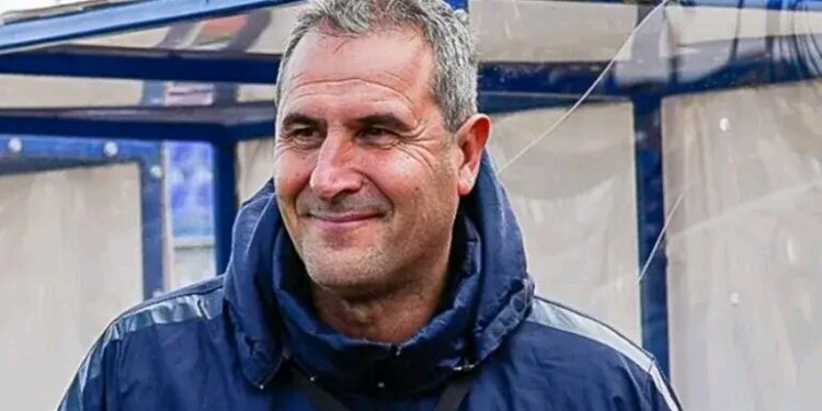 🟡⚫️ От днес Димитър Димитров – Героят официално е старши треньор на “Ботев”. Назначението му беше обявено преди месец, но по лични причини той е…виж още