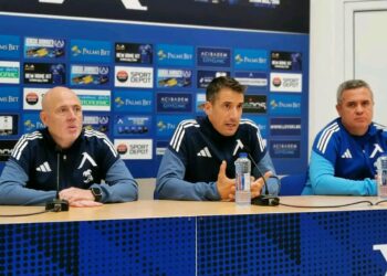 Официално: Левски ще бъде без Карл Фабиен в мачовете с Ботев Пл. и Берое❗️ Това обяви старши треньорът Жулио…виж още