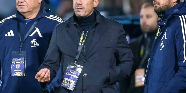 Скритите Герои на Левски: Страст, Отдаденост и Професионализъм, Които Променят