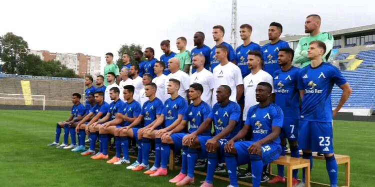 Левски София оглавява класирането и готви нови попълнения преди сблъсъка с Хебър