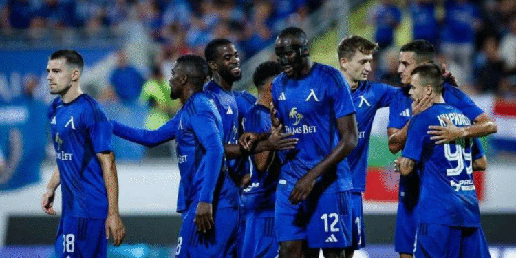 Силните изяви на бразилския краен защитник Майкон от Левски не са останали незабелязани в Европа!