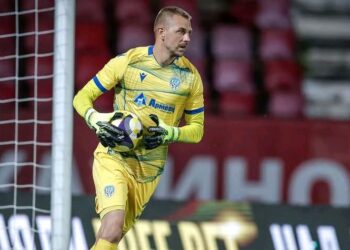 ПРОМЯНА НА ИГРАТА! ПЛАМЕН ИЛИЕВ ПОДПИСА МАСИВЕН ДЪЛГОСРОЧЕН ДОГОВОР ПРЕДИ СБЛЪСЪКА С БОТЕВ — НАЗНАЧЕН ЗА КАПИТАН ЗА ДЕРБИТО!