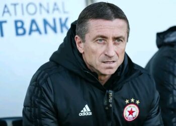 „Положителен съм за ЦСКА. Те работят по правилния начин. Няма нужда да се заблуждаваме – големият футбол се прави с….“