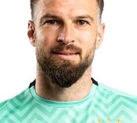 Вратарят на ЦСКА Густаво Бусато прекарва зимната си ваканция в Бразилия. Поради…