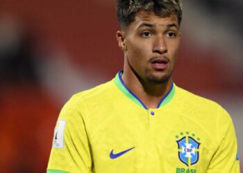 Левски София привлича топ бразилски тийнейджър нападател Брено Бидон за 300 хиляди евро от Коринтианс с договор за 5 години