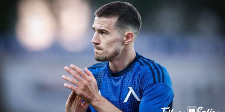 Петков ще се присъедини към Берое през януари, след като Левски София прие оферта от 900 хиляди