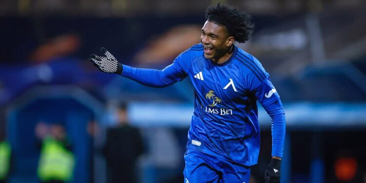 ЕМОЦИОНАЛЕН МОМЕНТ! ТОДОР НЕДЕЛЕВ ЩЕ ПОЛУЧИ ТРОГАТЕЛНО ПРОЩАЛНО ПОКЛОНЕНИЕ НА СТАДИОН „ЛЕВСКИ“ ПРЕДИ ПРЕДСТОЯЩИЯ ДОМАКИНСКИ МАЧ. Неделев: „Феновете на Левски са моята душа — този клуб винаги ще живее в мен.“