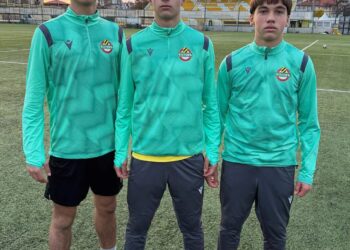 🇧🇬 Трима младежи на Ботев, град Пул, получиха повиквателна в младежкия национален отбор на България до 15 години.