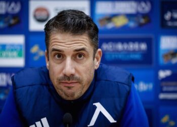 „Изненадващата причина, поради която футболен клуб „Лев Ски“ чупи рекорди този сезон!“