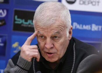 Яростният Сираков: Балонът се спука, Левски не може да се срине толкова драматично.