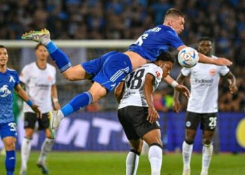 Безумното Искане за Трансфер на Мениджъра Предизвика Финансов Колапс на Клуба