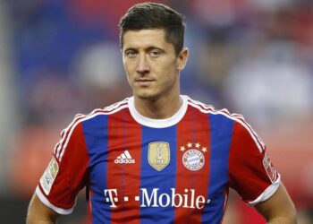 Сделка на хоризонта? ПАОК и Левски започват преговори за Десподов!