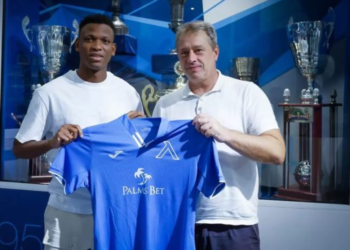 Златният проблясък пристигна! Левски София прави голям трансферен риск, привличайки бърз нигерийски нападател – ще разпали ли той атаката на синьо-черните?