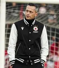 „Оставете Ме и Спрете да Оспорвате Властта Ми!“ – Треньорът Връща Панайотов в Състава на ЦСКА!