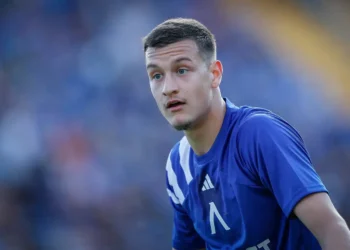 Трансферни новини: Защитникът Патрик Галчев прекрати престоя си под наем в Локомотив София и се завърна в Левски София.