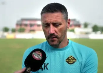 „Ексклузивно: Ботев разкрива подкрепата си за треньора Димитър Димитров след наказанието — Няма да повярвате на посланието им!“